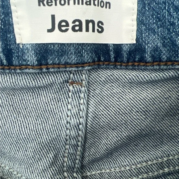 Reformation Women’s Jeans – Size 23 – Wash Palermo - Picture 3 of 7